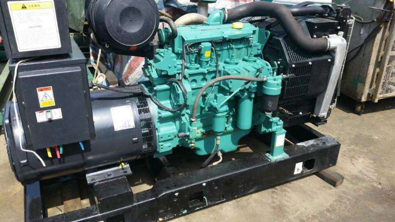 矿业公司采购上海股份350KW发电机组